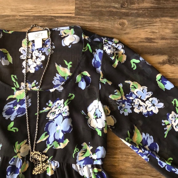 Loft Floral Dress size XSP - Picture 5 of 8